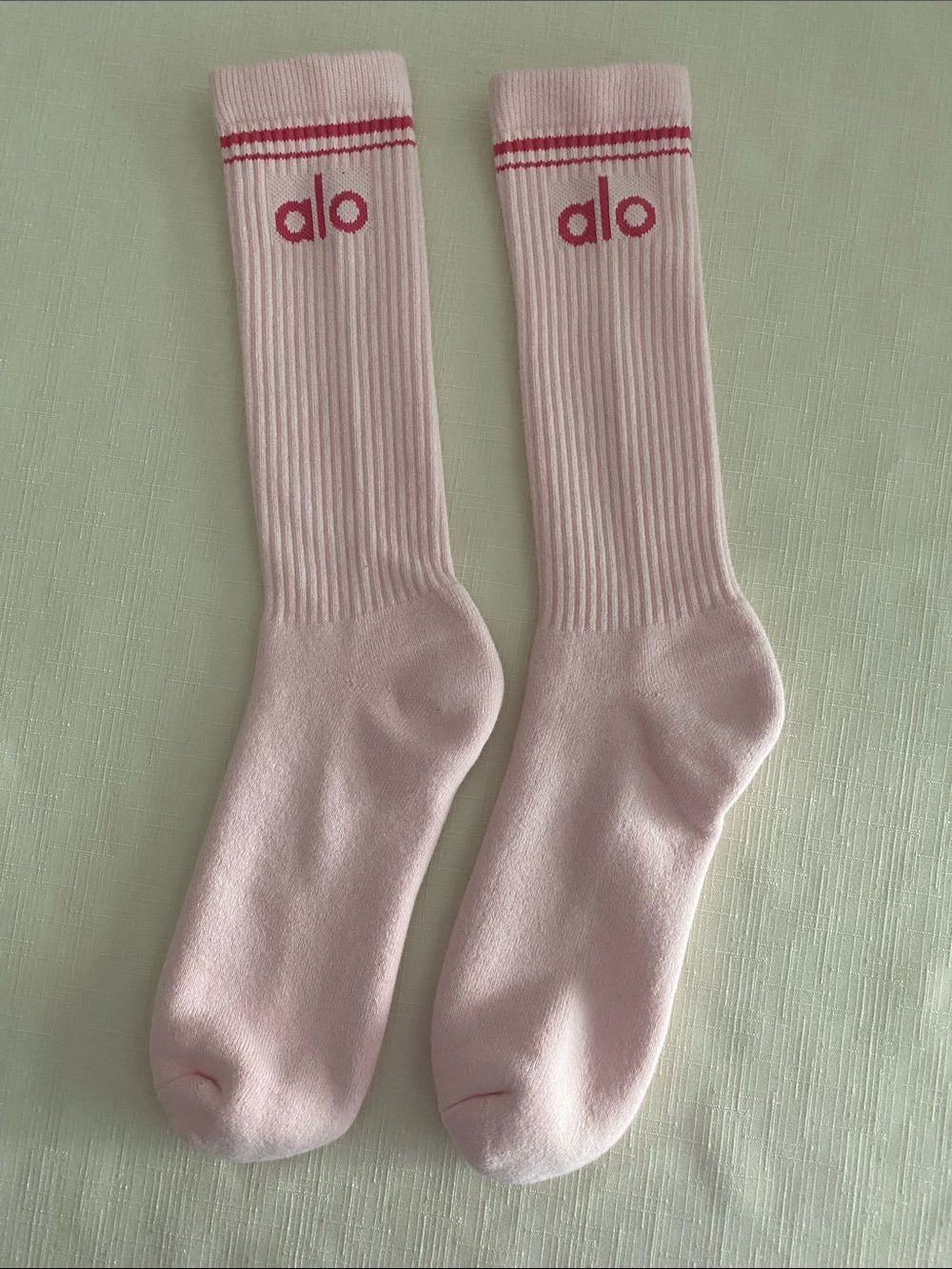 ALO Throwback Sock in Pink